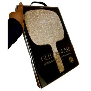 GLITZ & GLAM 5X Magnification View Mirror✨